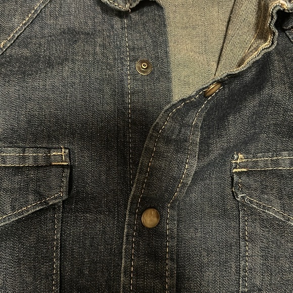 Wrangler Denim button up. - Picture 3 of 5